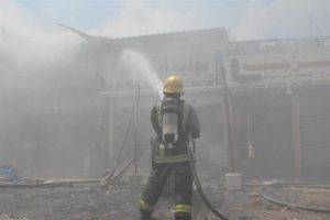 10 Copy 4 3 300x200 - الدفاع المدني  ..حريق في محل تجاري بسوق البوادي بجدة.. فيديو