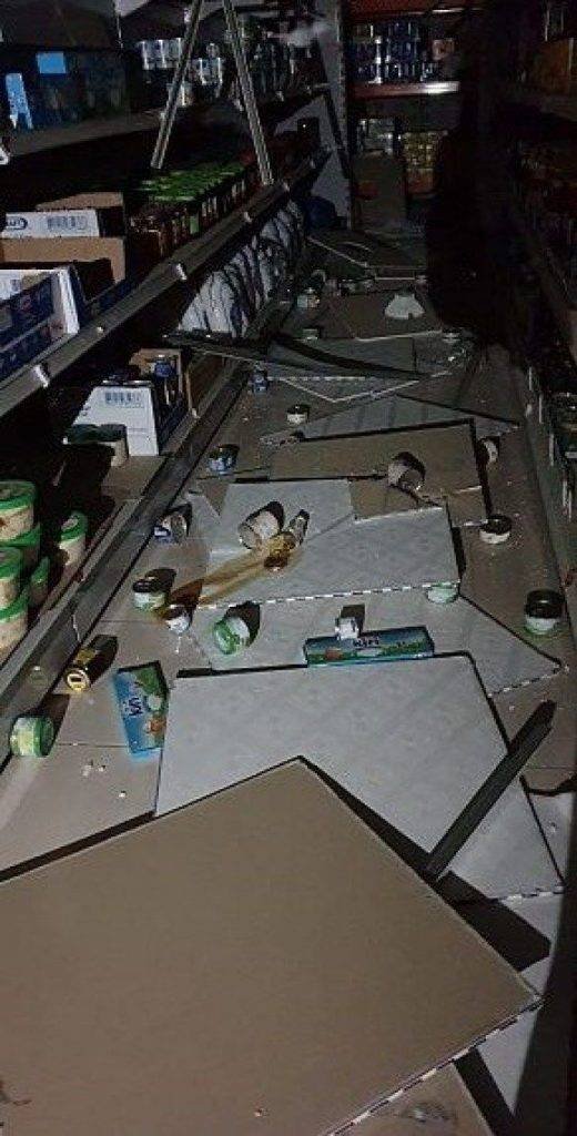 خميس مشيط.. الدفاع المدني يباشر سقوط شظايا اعتراض طائرتين بدون طيار خميس مشيط.. الدفاع المدني يباشر سقوط شظايا اعتراض طائرتين بدون طيار