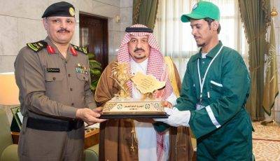 الأمير فيصل بن بندر يستقبل منسوبي مديرية السجون