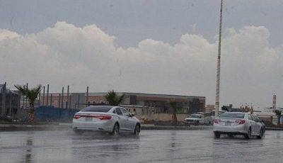 هطول أمطار على منطقة جازان والدفاع المدني يحذّر من تقلبات جوية