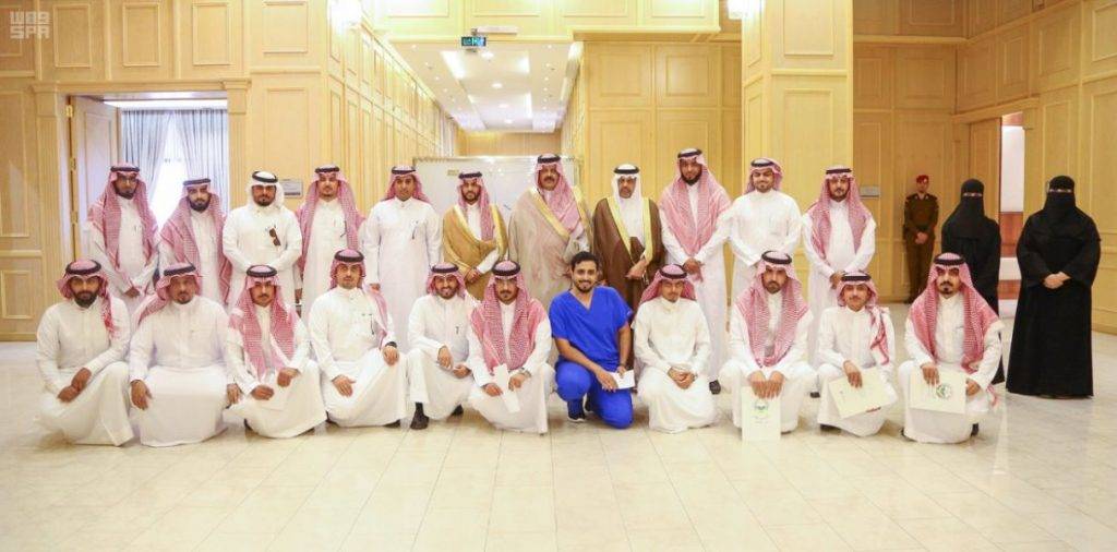 أمير حائل يرأس اجتماع مجلس شباب المنطقة أمير حائل يرأس اجتماع مجلس شباب المنطقة