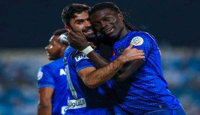 “غوميز” أفضل لاعب في لقاء الهلال وضمك