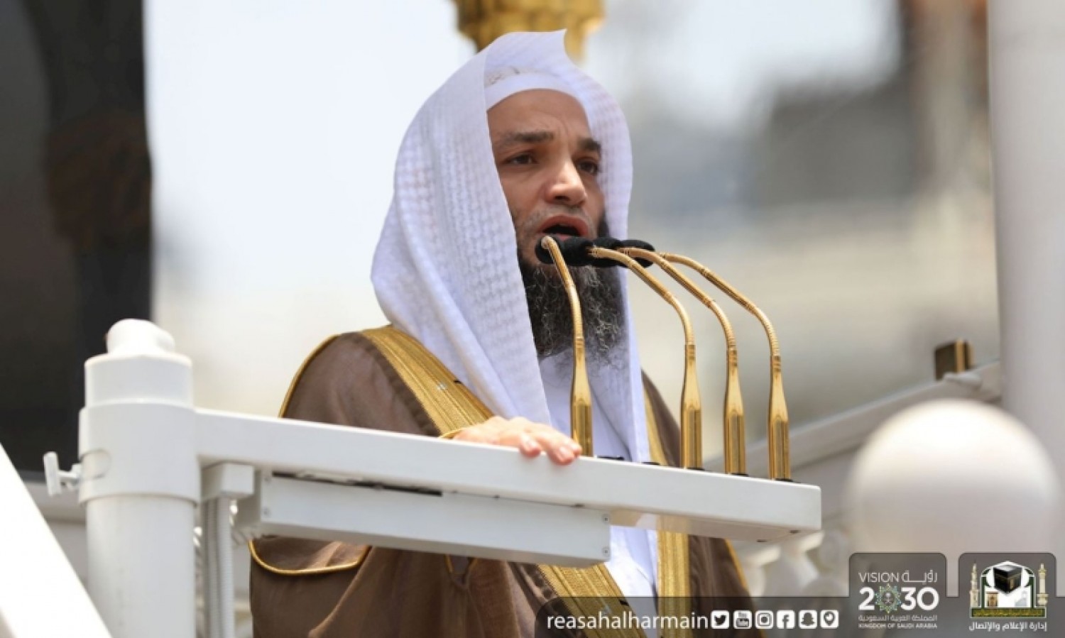 28 - الشيخ فيصل غزاوي في خطبة الجمعة: رمضان موسم المتصدقين وفرصة سانحة للباذلين والمعطين
