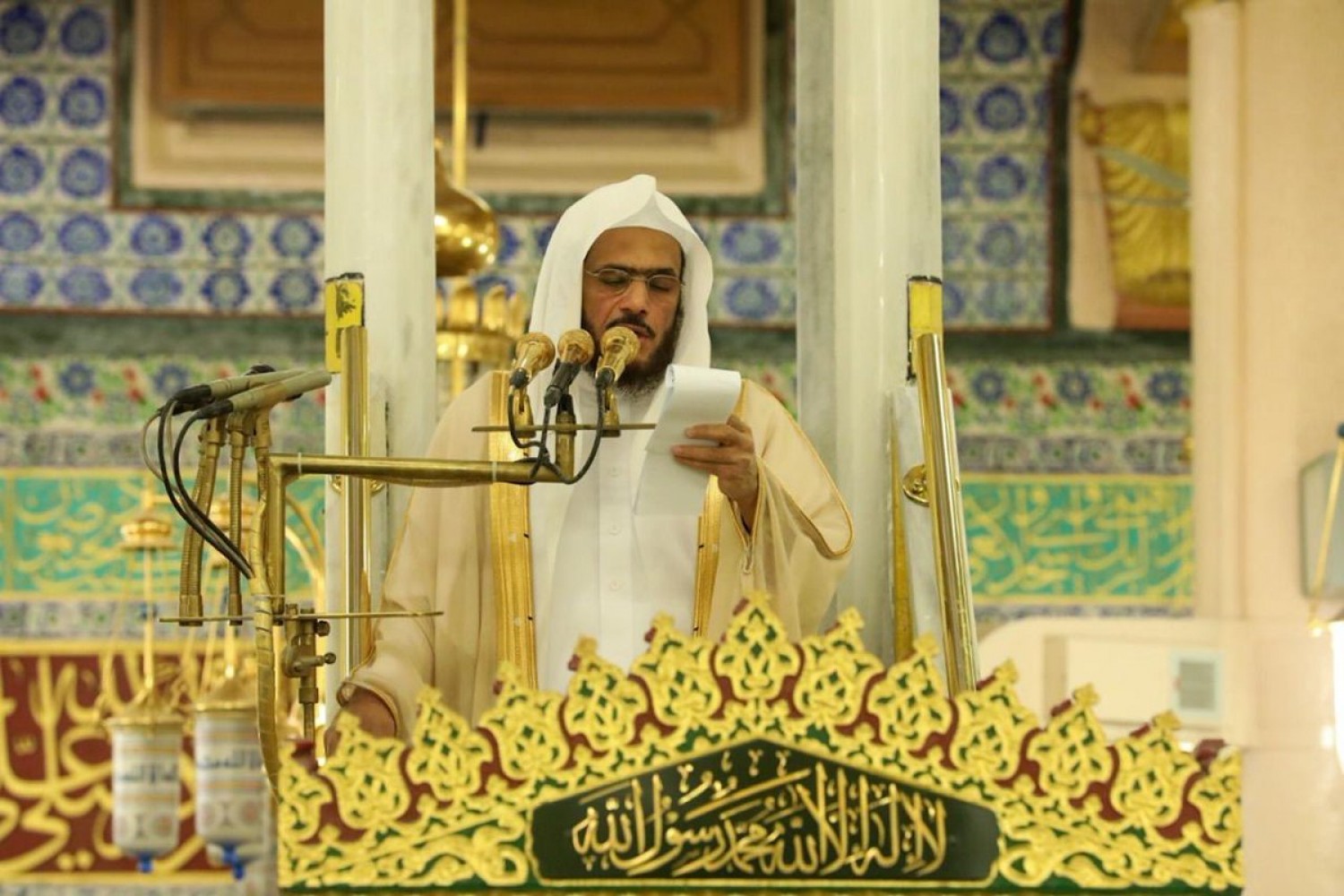 10 5 - خطيب المسجد النبوي: ليلة القدر تروي ظمأ القلوب المتعطشة للعفو والرحمة