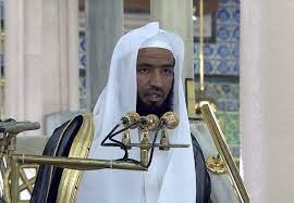 تنزيل 5 - إمام المسجد النبوي: تذكروا حال الضعفاء في شدة الحر