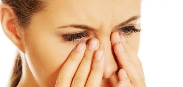 تعرف على أسباب ارتفاع ضغط العين المفاجئ وأعراضه وأفضل طرق العلاج كيف أعرف أن ضغط العين مرتفع - تعرف على أسباب ارتفاع ضغط العين المفاجئ وأعراضه وأفضل طرق العلاج