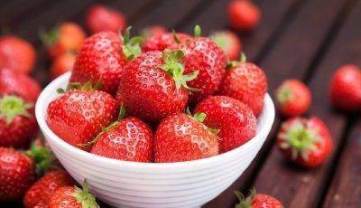 الفراولة تساعد على حرق دهون البطن