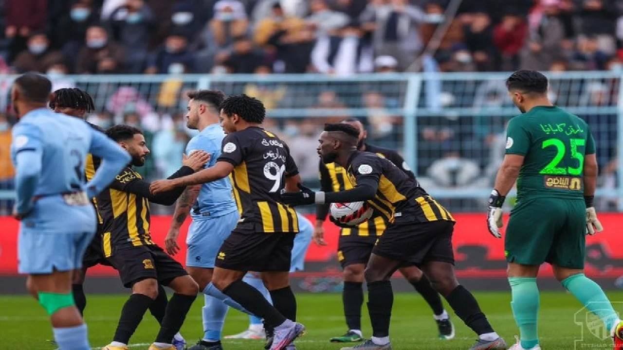 الاتحاد يتخطى الباطن بثلاثية … التفاصيل ef2471a3 bcff 4057 b1bc 8fd07ece4830 1 - الاتحاد يتخطى الباطن بثلاثية … التفاصيل