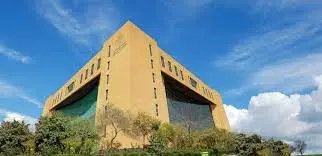 تنزيل 3 - الإسكان: إعادة جدولة القرض العقاري وتوسيع نقل المديونية لجهات التمويل