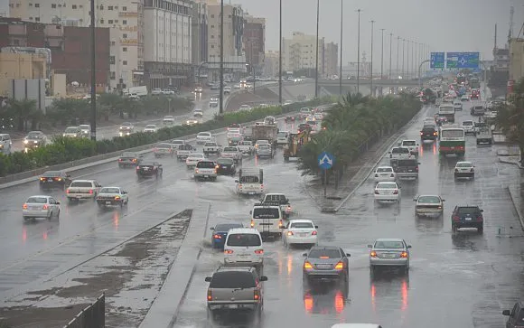 سحب وأمطار رعدية غزيرة وسيول وبرد على 6 مناطق أمطار المدينة 1 - سحب وأمطار رعدية غزيرة وسيول وبرد على 6 مناطق